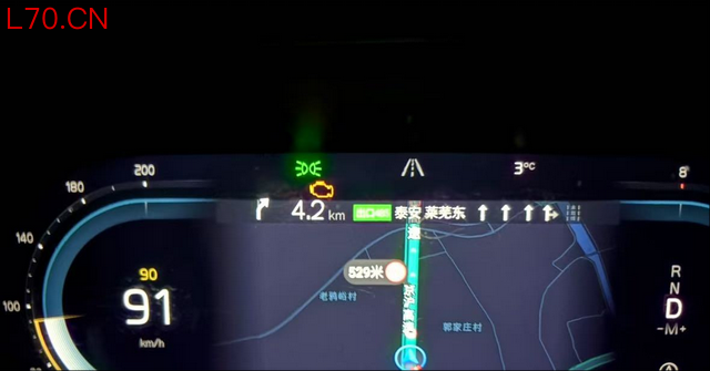   （车主供图：发动机故障灯亮起）