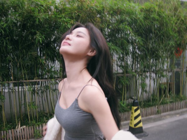 陈意涵 夏天想你们