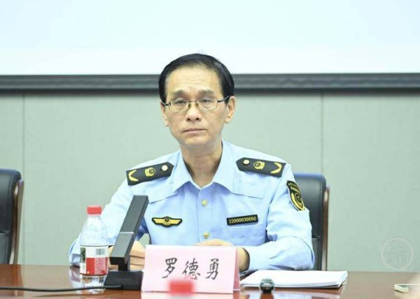 重庆食安新规下月施行! 食品安全员当“前哨”, 发现违规不报要扣分